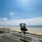 Lb513-001 - La Brise, T2 - Face - * La Baule-Escoublac